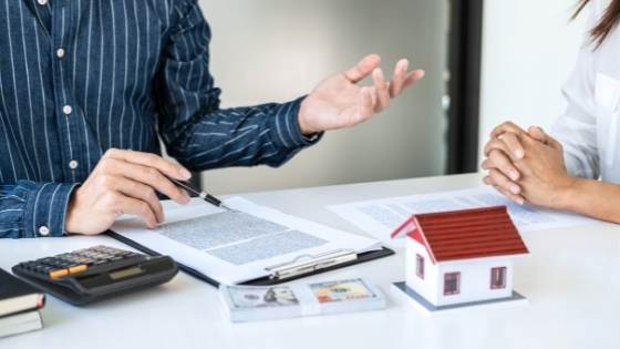 It's a lot to ask you to be a negotiating expert, which is why we have some tips and tricks that can help you stay on top of your home sale.